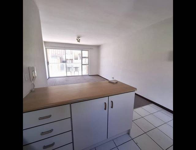 2 BEDROOM APARTMENT FOR SALE IN DURBANVILLE CENTRAL